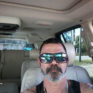 Meet your Posher, Omar